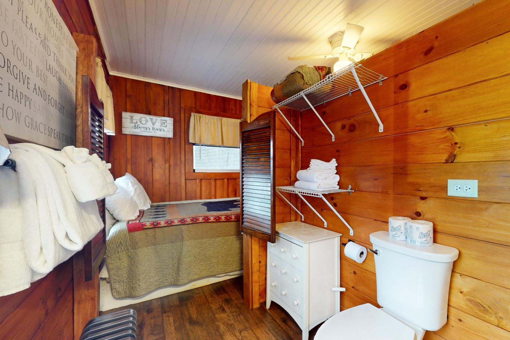 Cozy Cabin 塞维尔维尔 外观 照片
