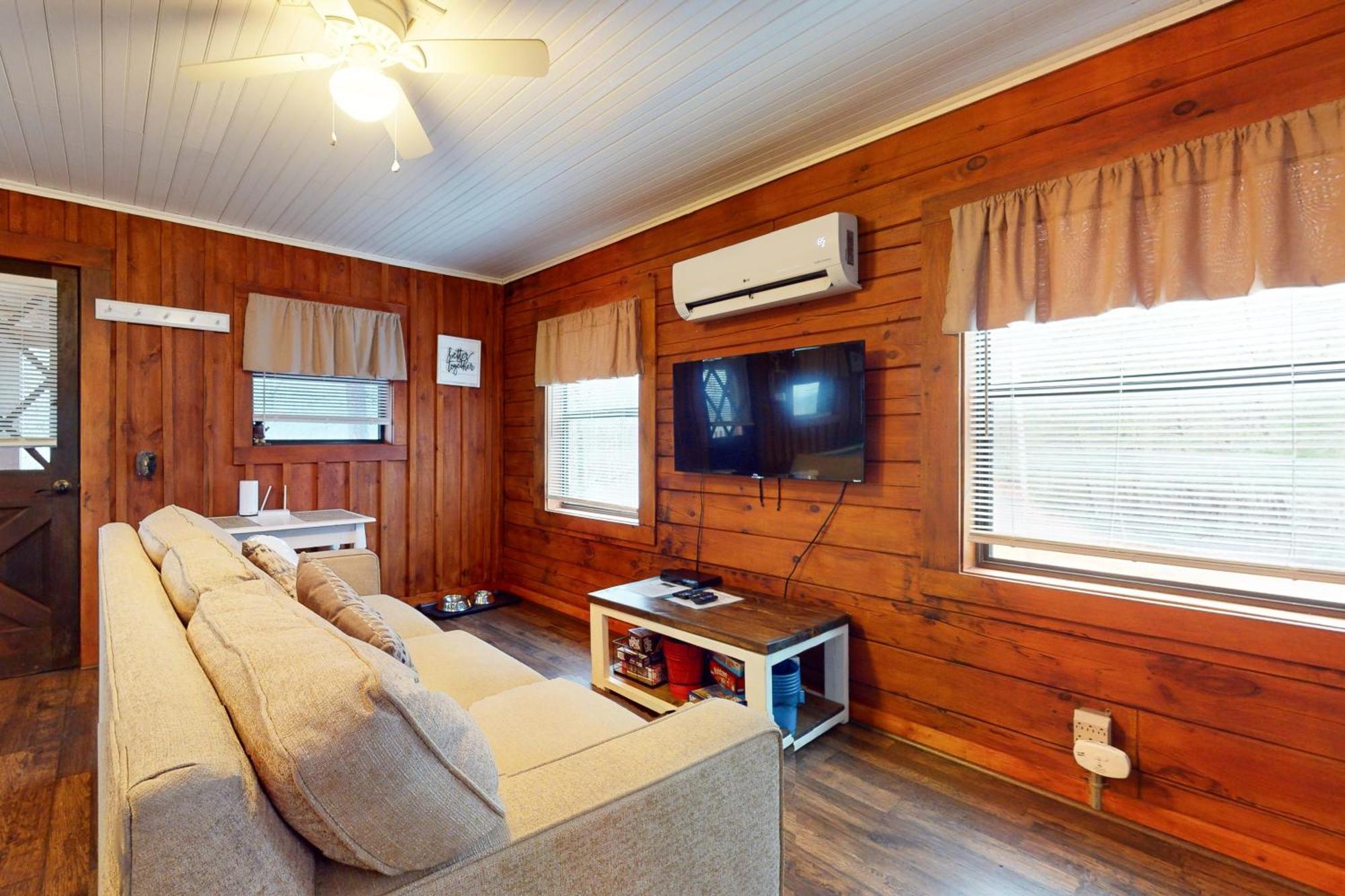 Cozy Cabin 塞维尔维尔 外观 照片